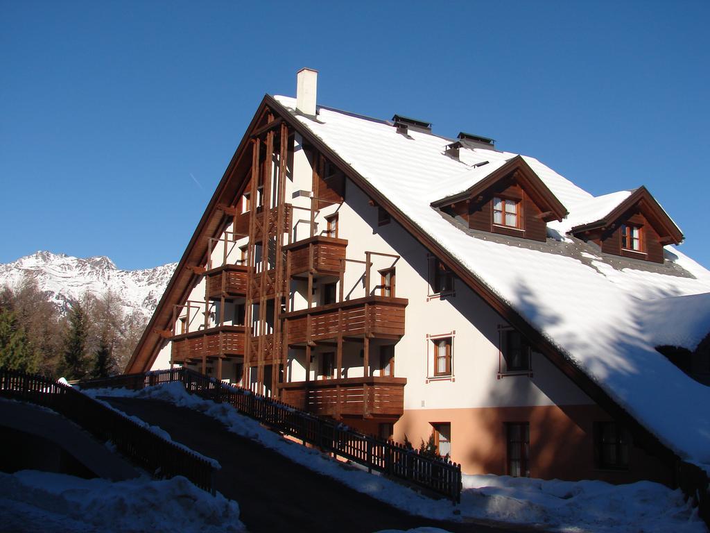 Nevesole Folgarida Resort Aparthotel Exterior foto